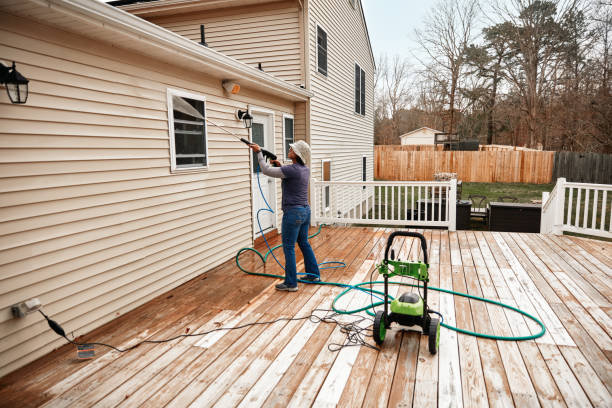 Best Deck Pressure Washing  in Lakeside, TX