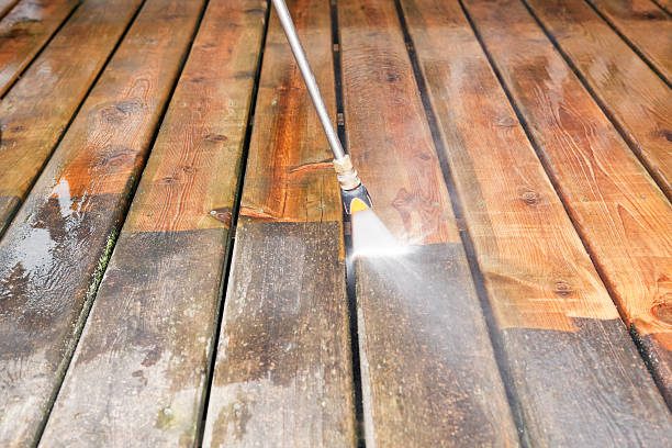 Best Garage Pressure Washing  in Lakeside, TX